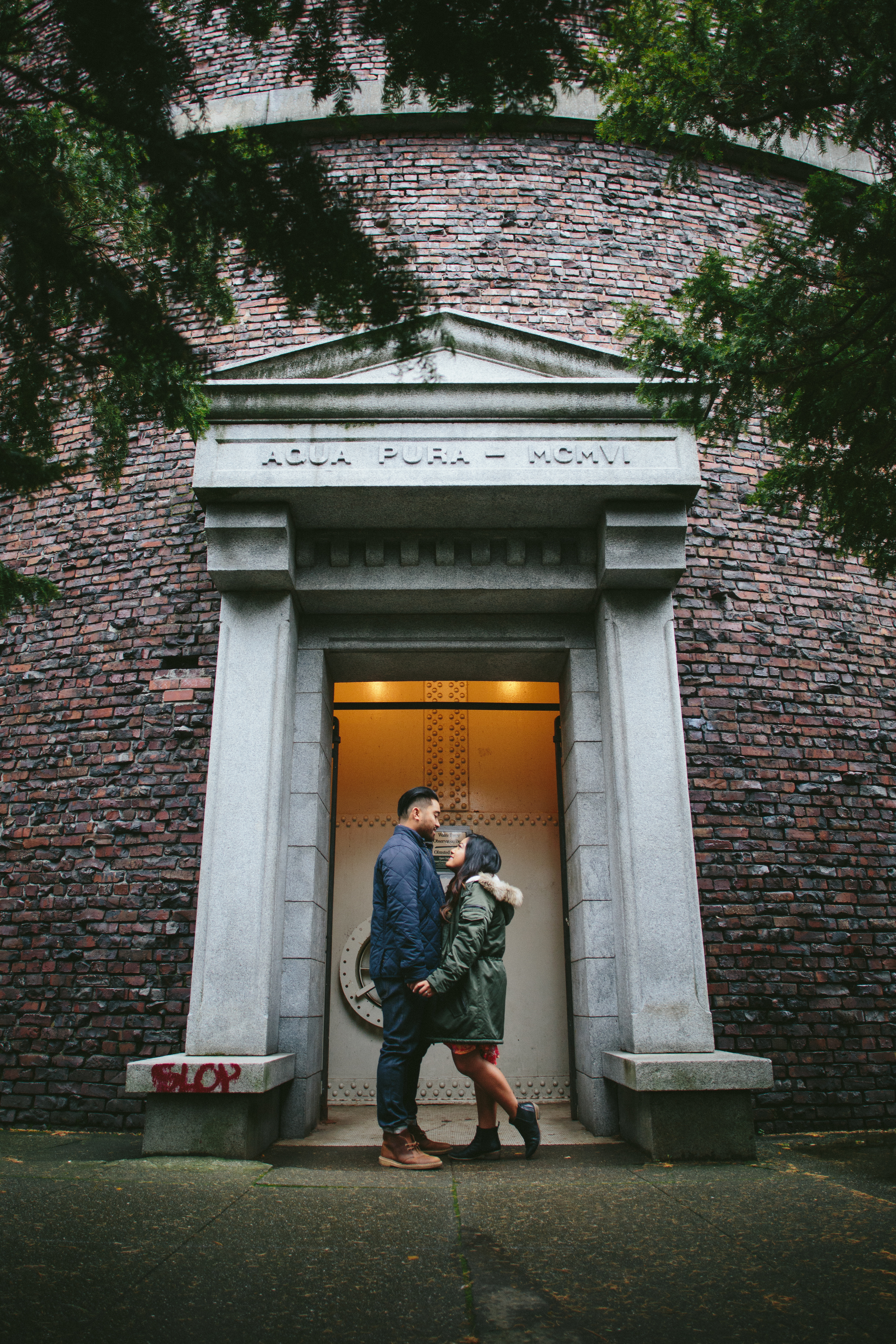 JANICE & JONATHAN