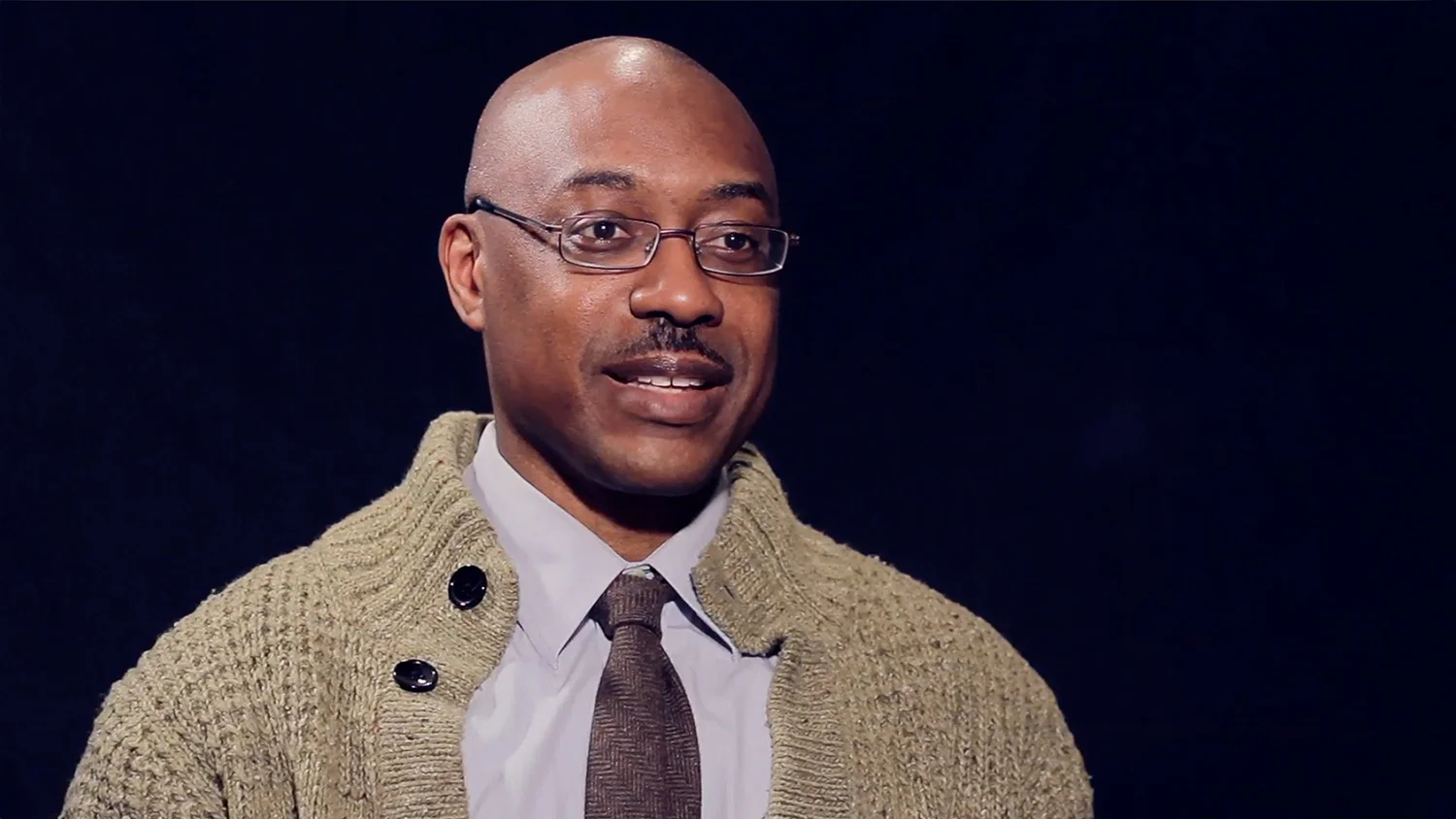 Phil McKenzie on Managing an Overseas Long-Distance Relationship