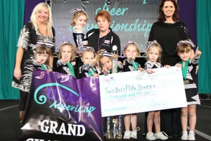 2010 Tiny Cheer Grand Champs Twisters Elite Breeze - Illinois