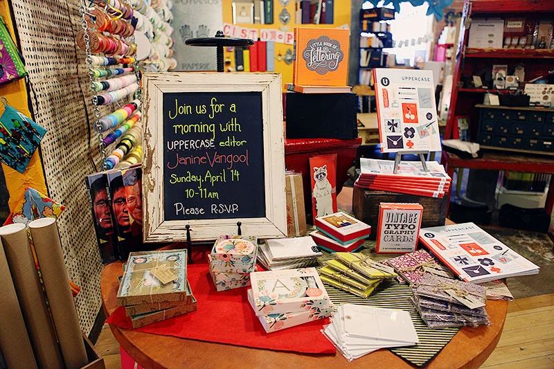 paperie-table-of-u.jpg