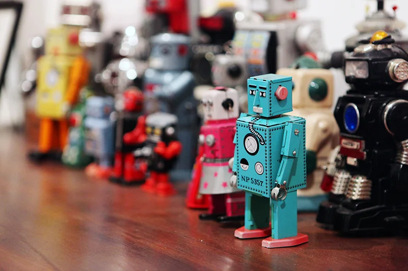 Robotic inspiration for Eric Rewitzer's linocuts .
