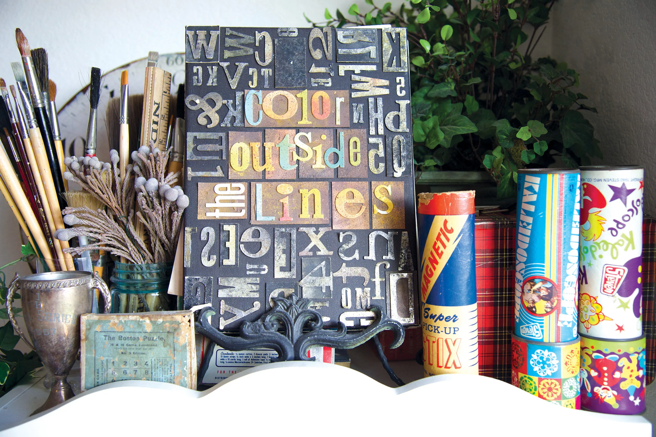 UPPERCASE-Subscriber-Studio-Tour-DebiAdams-006.jpg