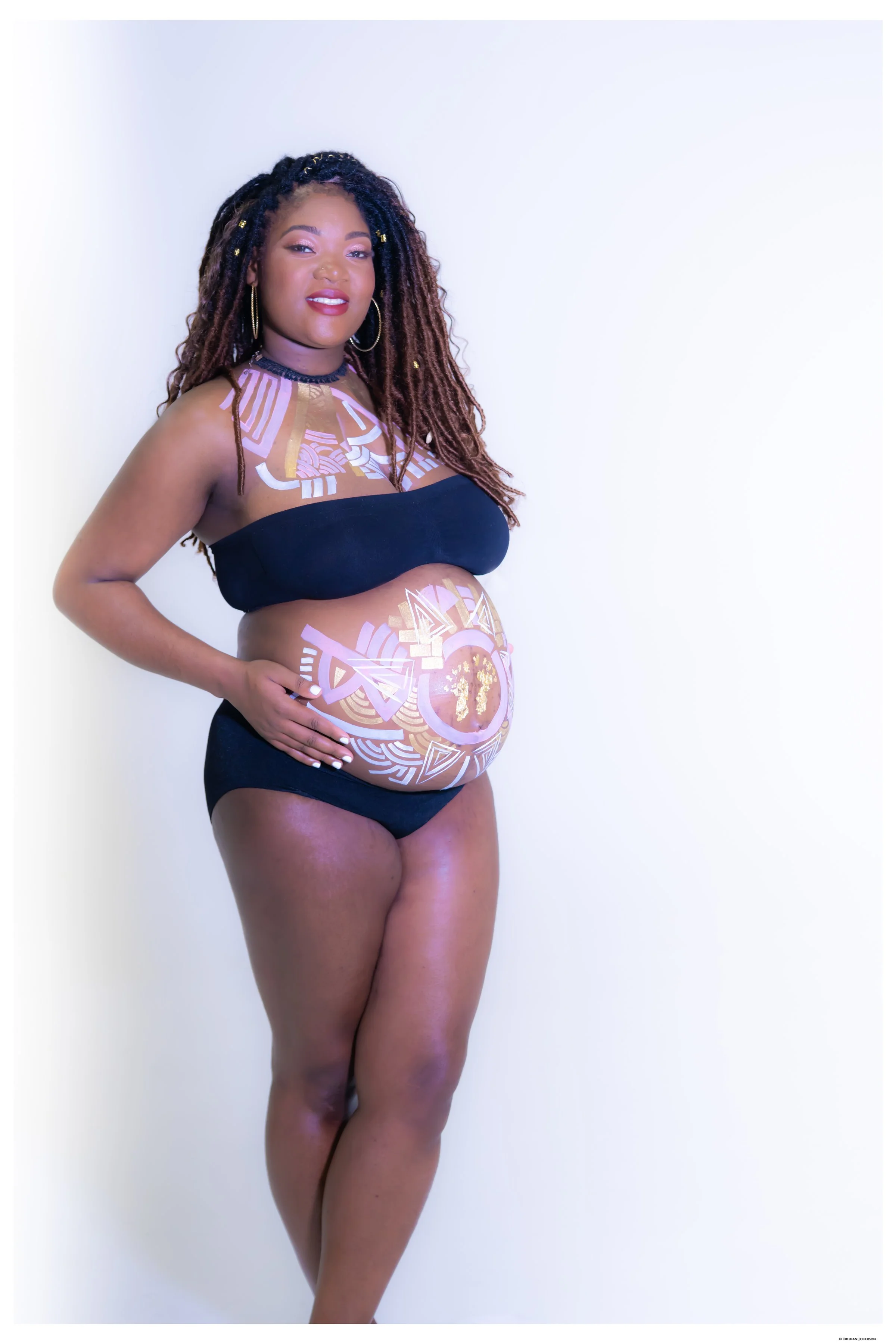 ElisMaternityPortrait-15.jpg