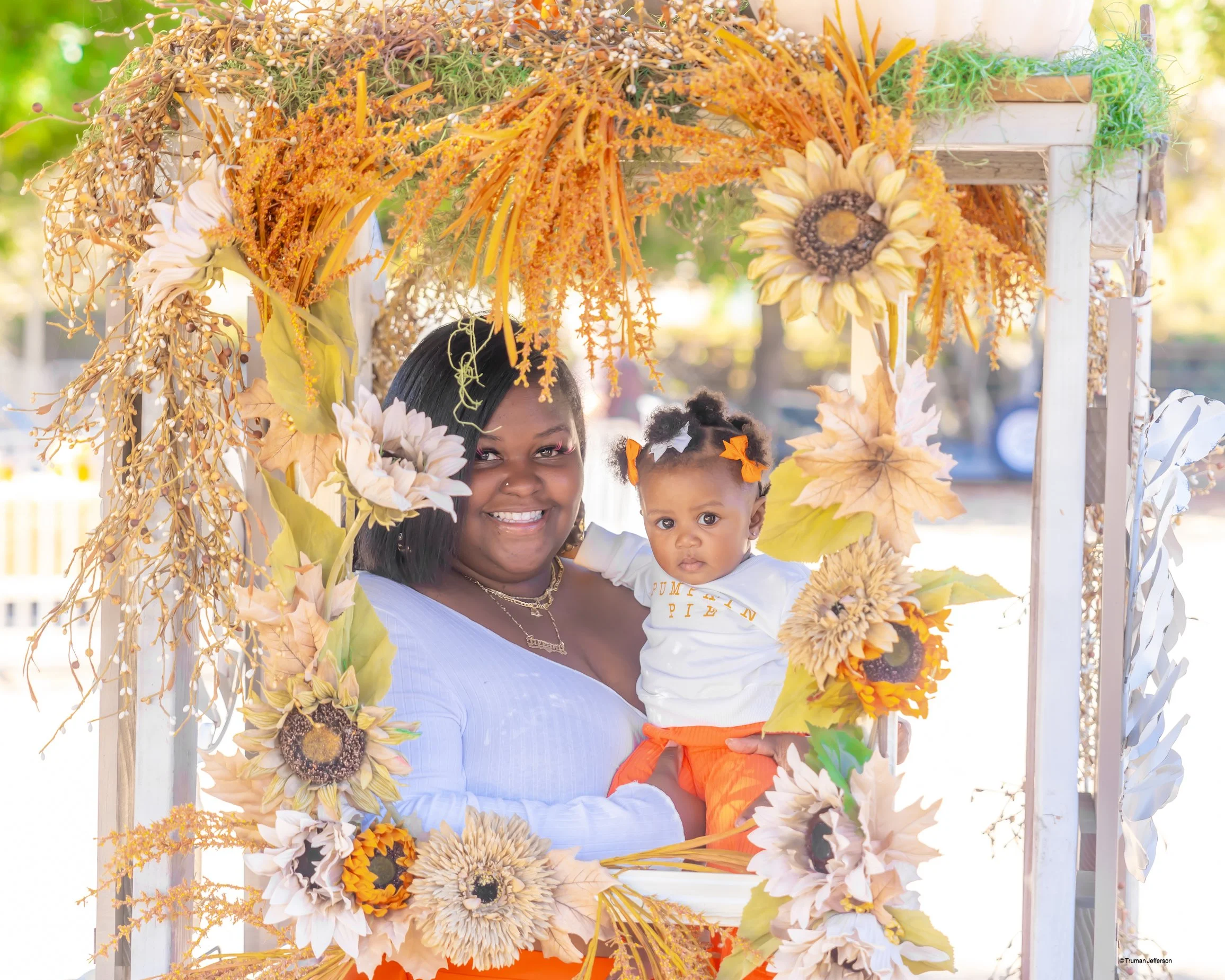 Fall Family Portraits 2023-16.jpg