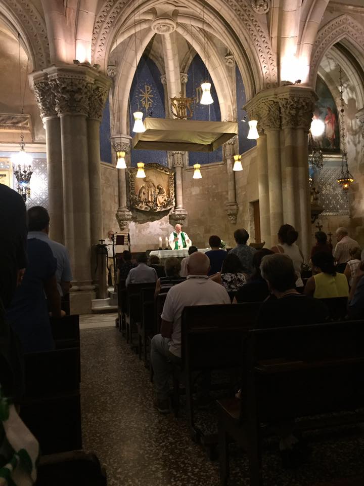 Mass Sagrada Familia Cathedral