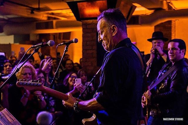 “Born To Run” - New York City 2019
Happy 70th @springsteen!
.
.
.
.
#brucespringsteen #theboss #birthday #tbbnyc #livemusic
