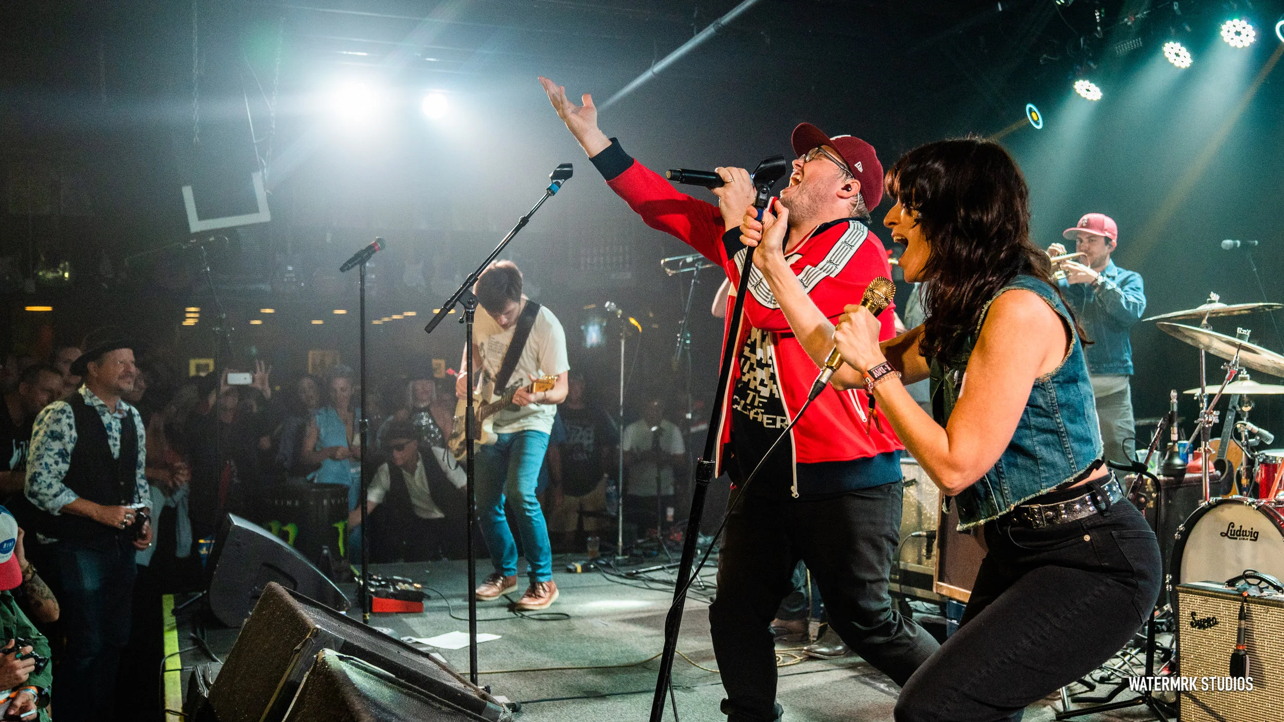 St. Paul & The Broken Bones - Nicole Atkins By Michael Kravetsky for SeaHearNow 2019 DSC02224.jpg