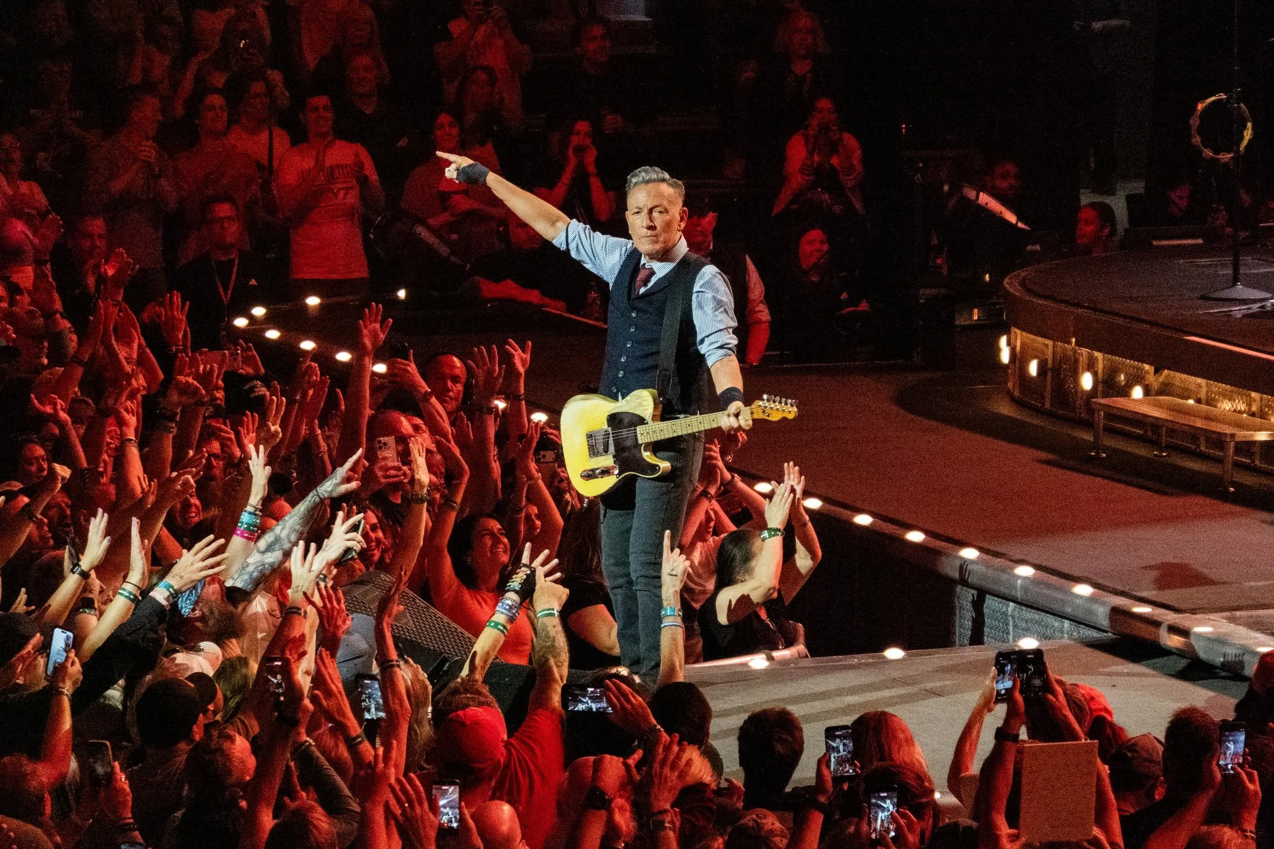 &ldquo;HOPE&rdquo; - Philadelphia, PA 2026

Thank you @springsteen for giving us some HOPE last night in #philadelphia These are very strange times and I thank you from the bottom of my heart for speaking the TRUTH, Speaking the Names of Americans Re