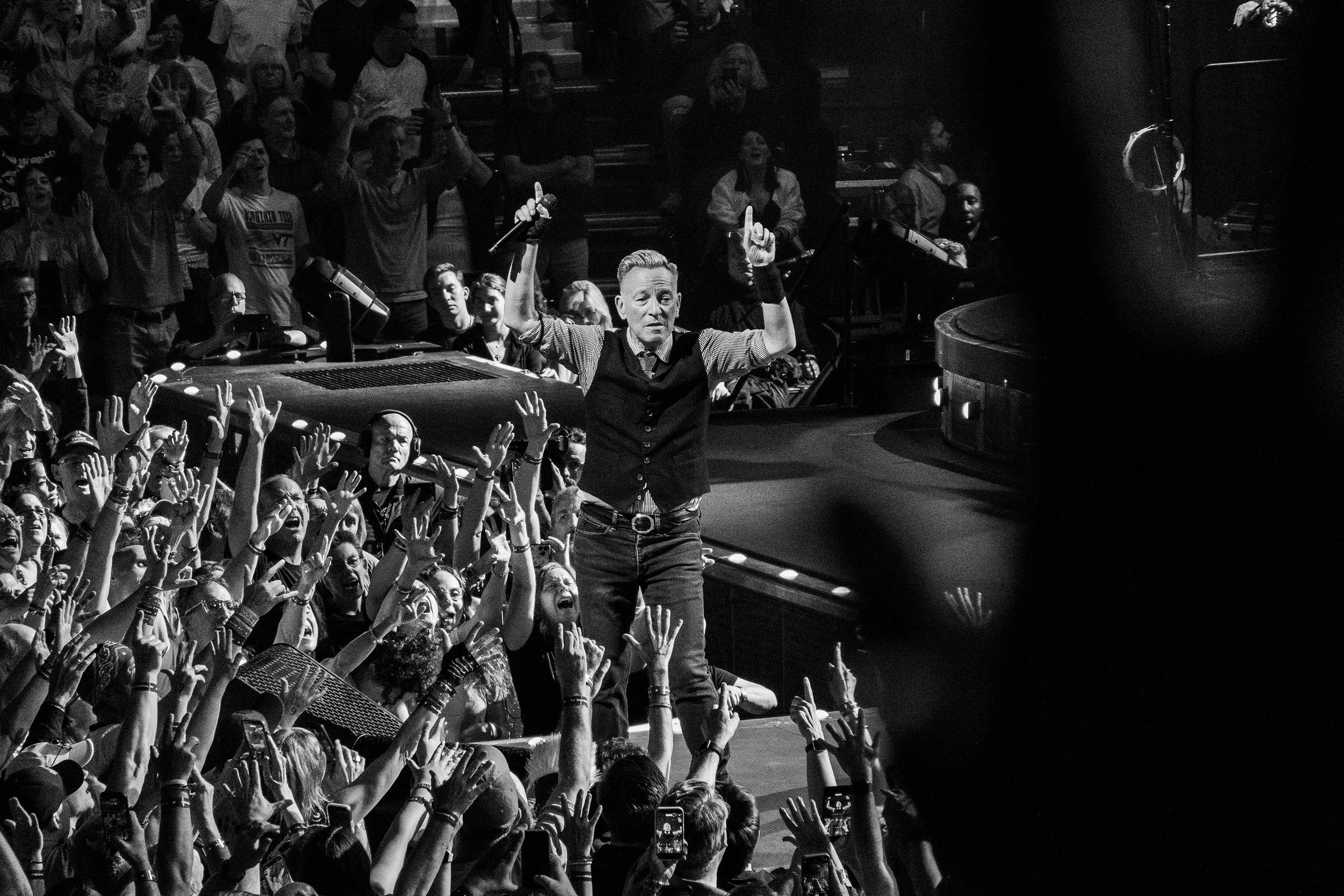 Bruce Springsteen and the E Street Band - Xfinity Mobile Arena - Philadelphia, PA - 05-30-26 DSC06998 By Michael Ryan Kravetsky website.jpg