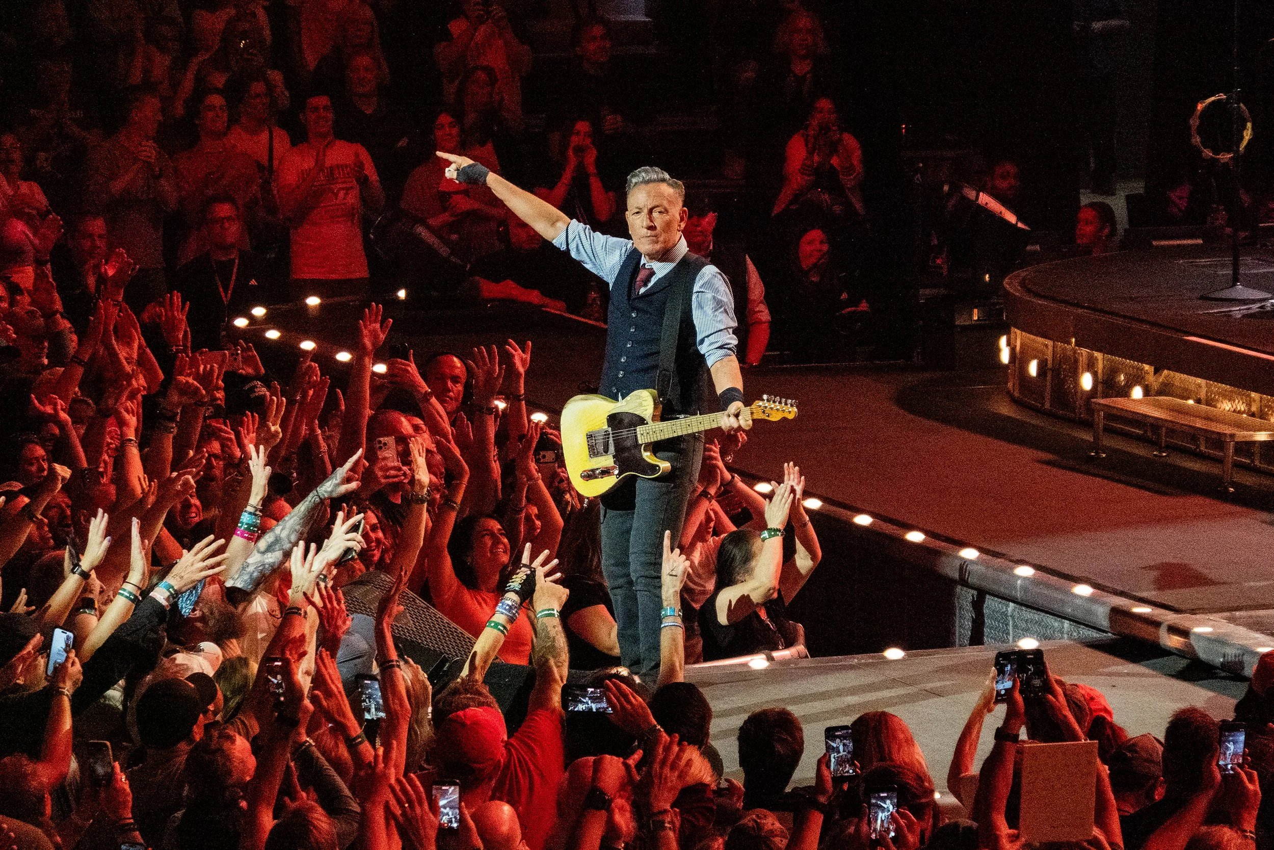 Bruce Springsteen and the E Street Band - Xfinity Mobile Arena - Philadelphia, PA - 05-30-26 DSC05343 By Michael Ryan Kravetsky website.jpg