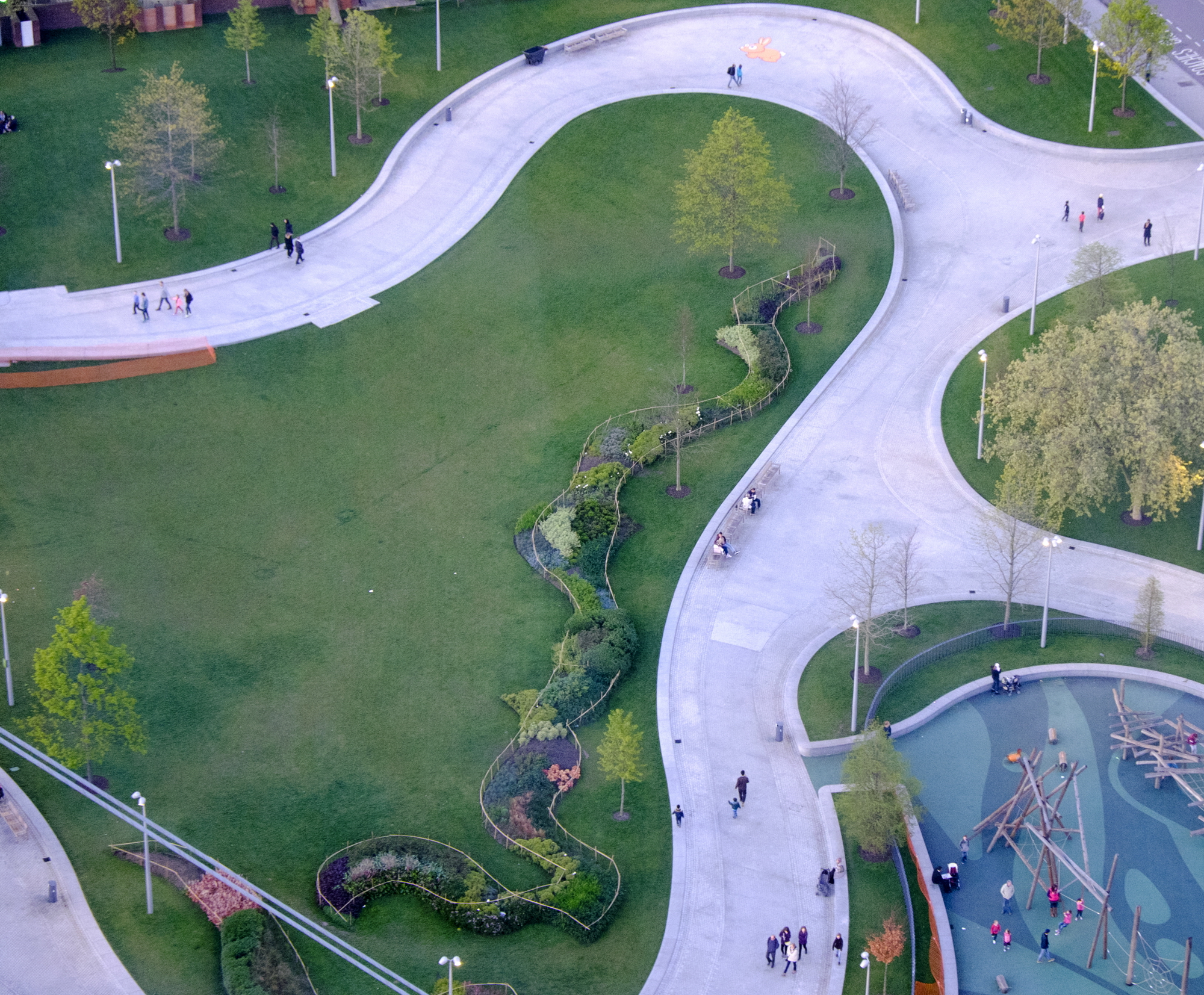 London1_April 15, 2014_resize.jpg