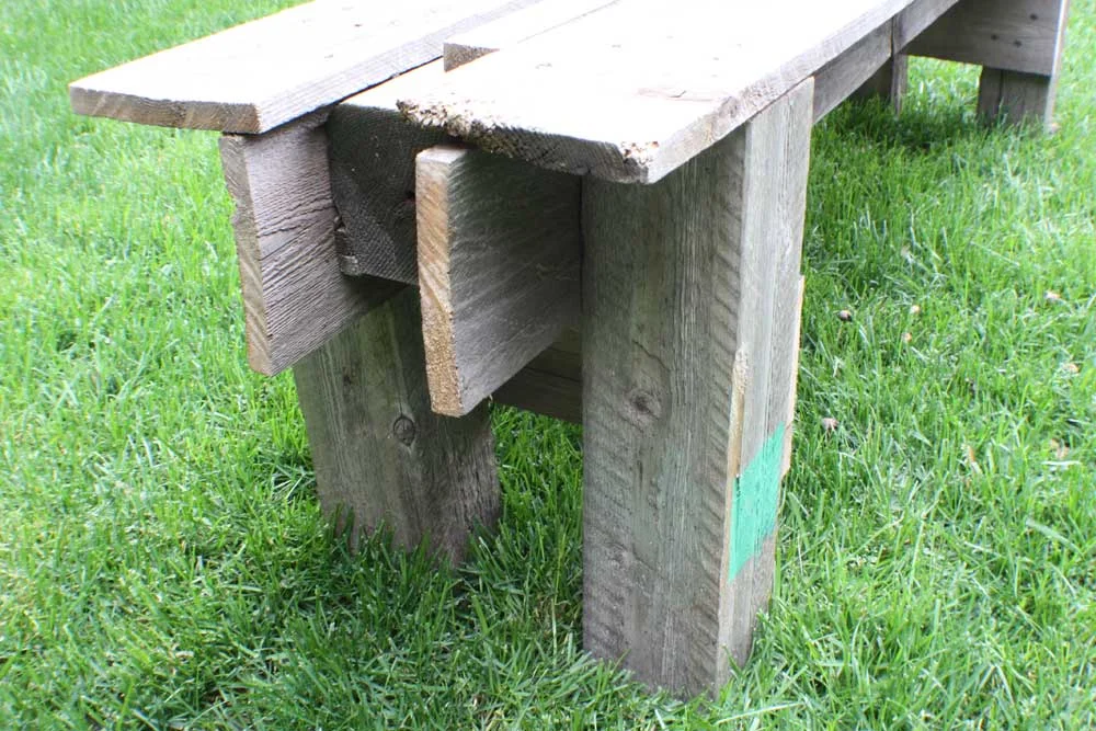 Bench-4.jpg