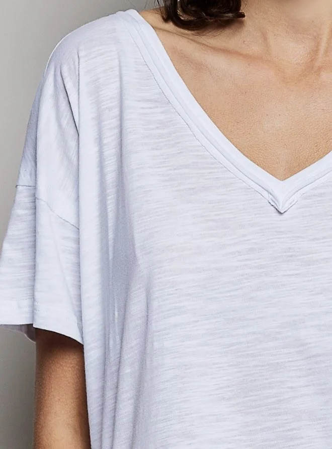pol vneck detail.jpg