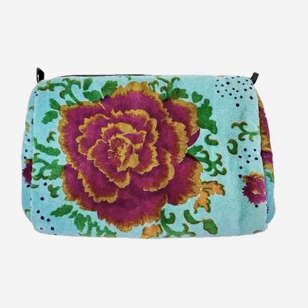 blue%2Bzinnia%2Bvelvet%2Bpouch%2Bzip.jpg