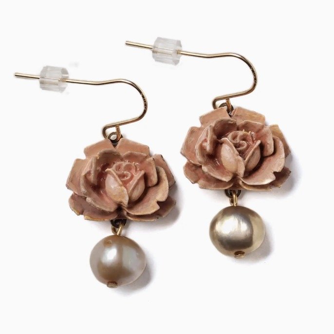 rose pearl earrings.jpg