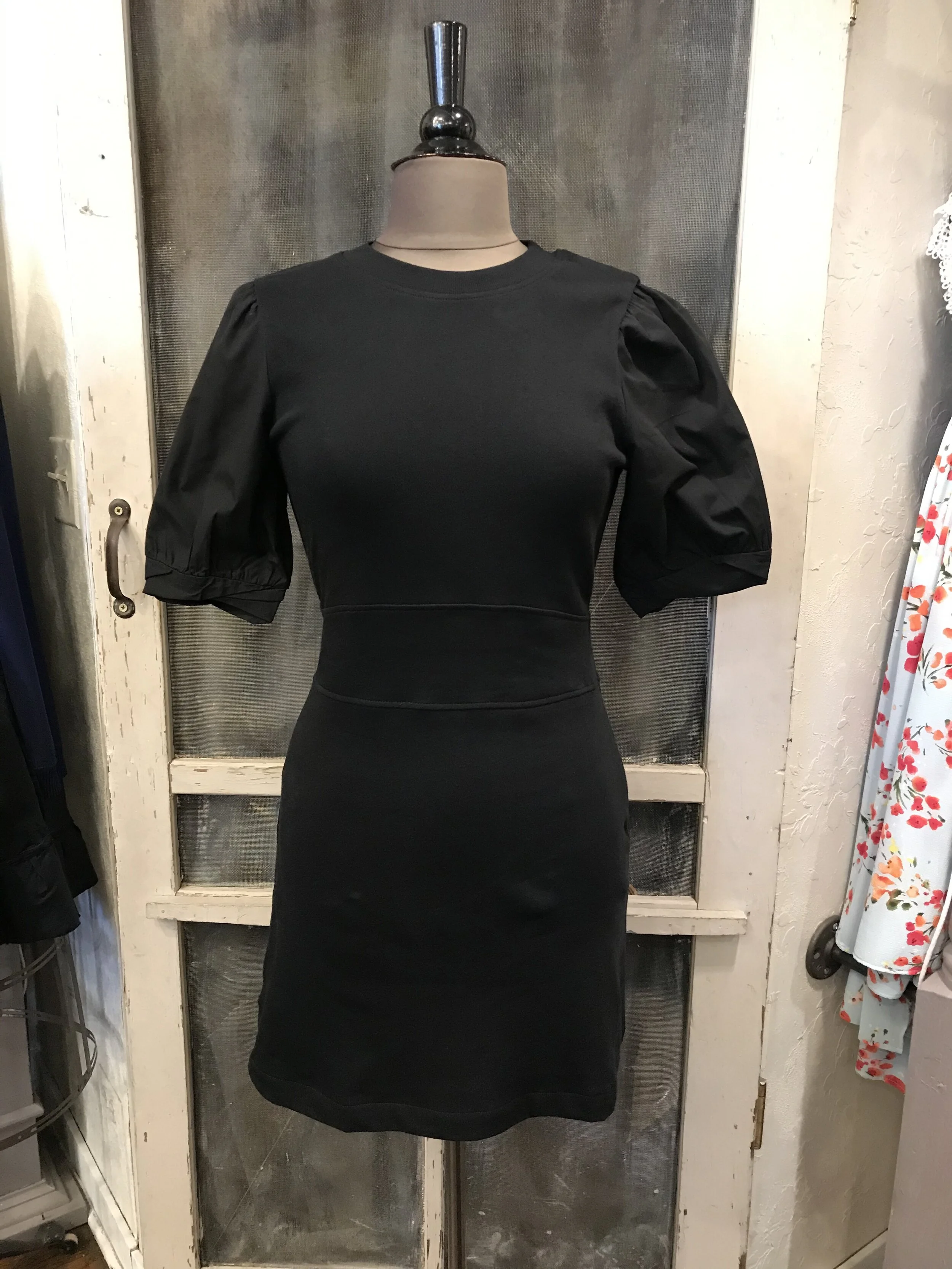 little black knit dress