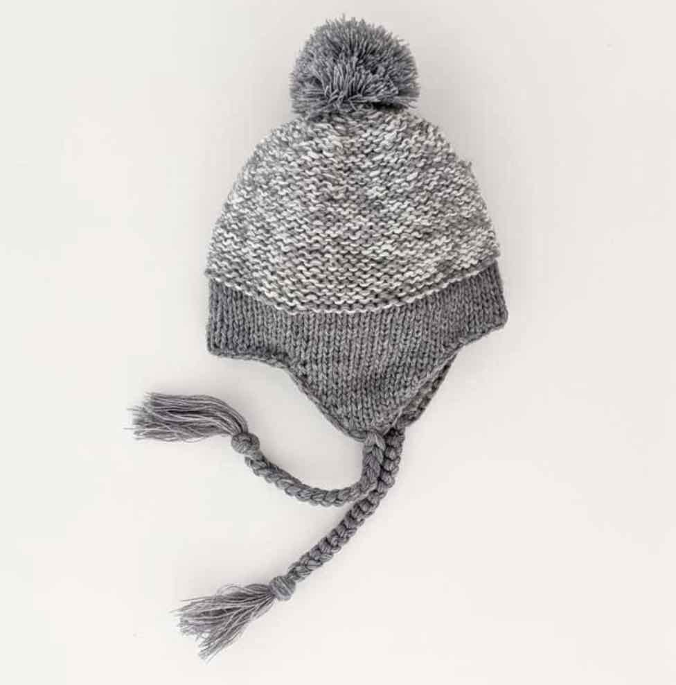 baby hat grey POM.jpg