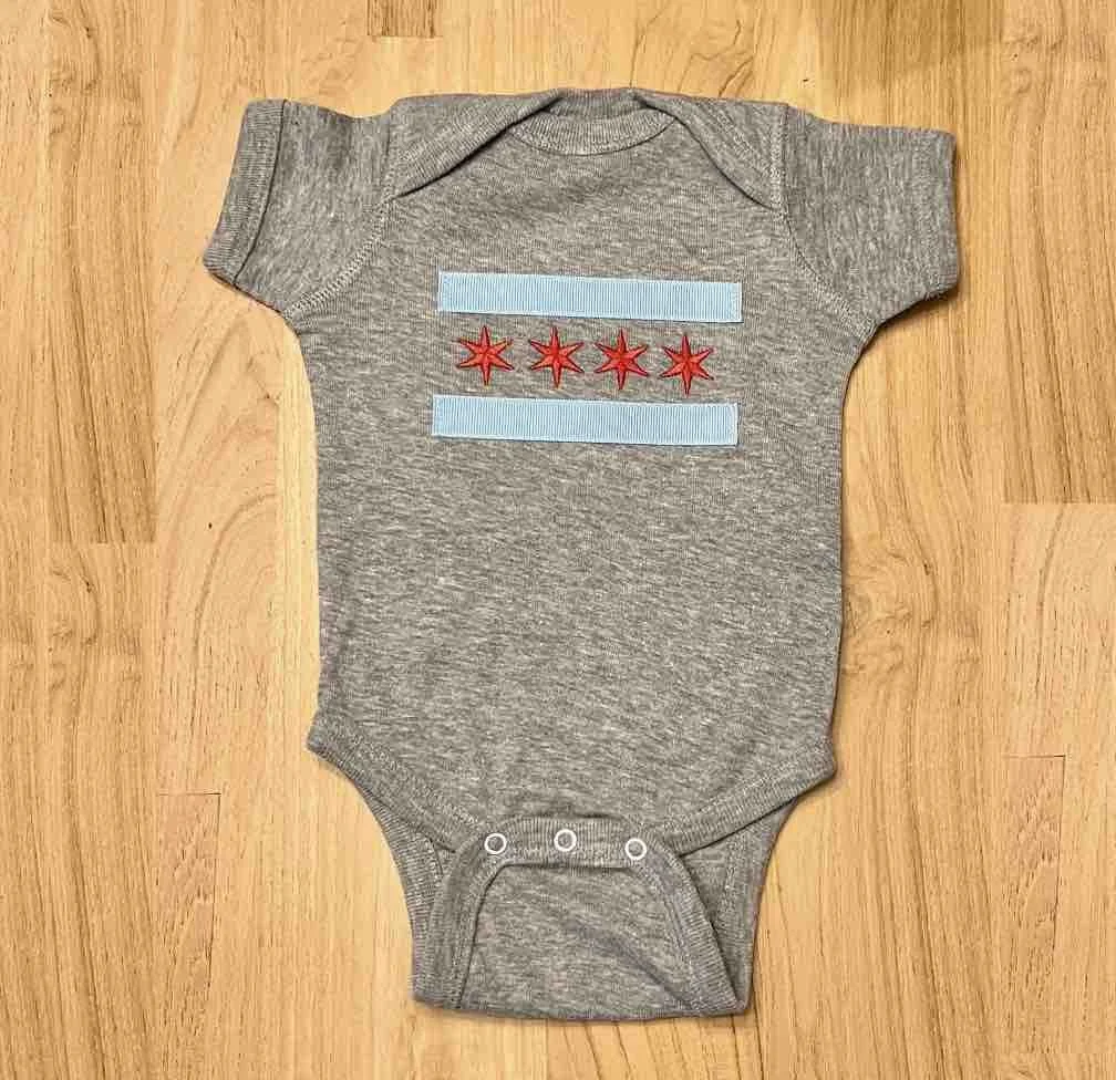 chicago ribbon onesie grey.jpg
