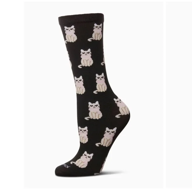 cat bw socks.jpg