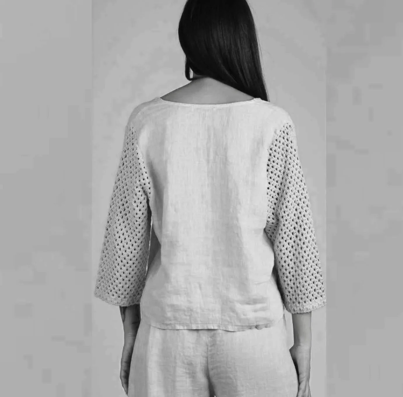 beige+linen+top+back.jpg