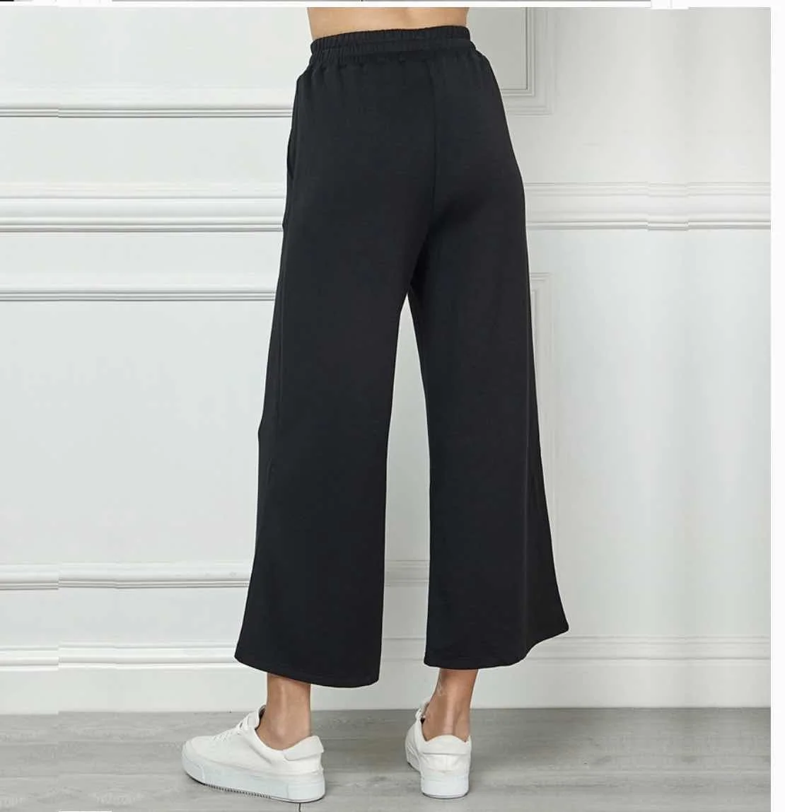 blk pants back 3-28.jpg