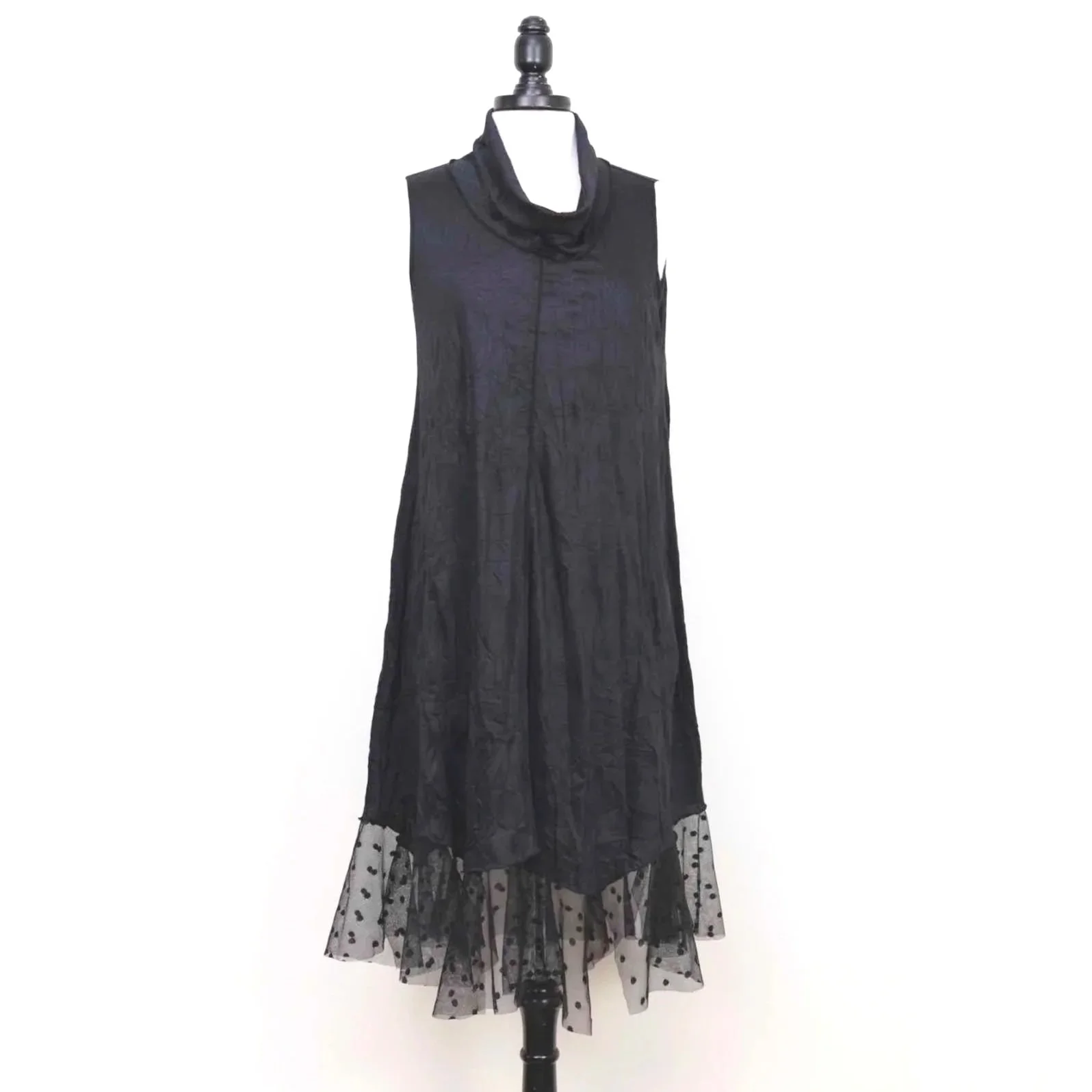 crinkle%2Bdress%2B2025%2Bblk%2Bdot%2Bmesh.jpg