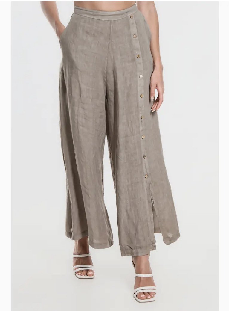 tan linen trousers.jpg