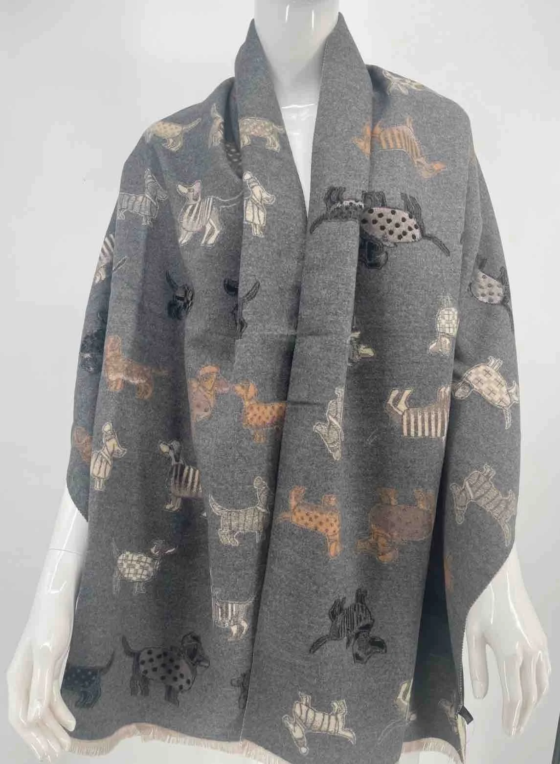 dog grey scarf model.jpg