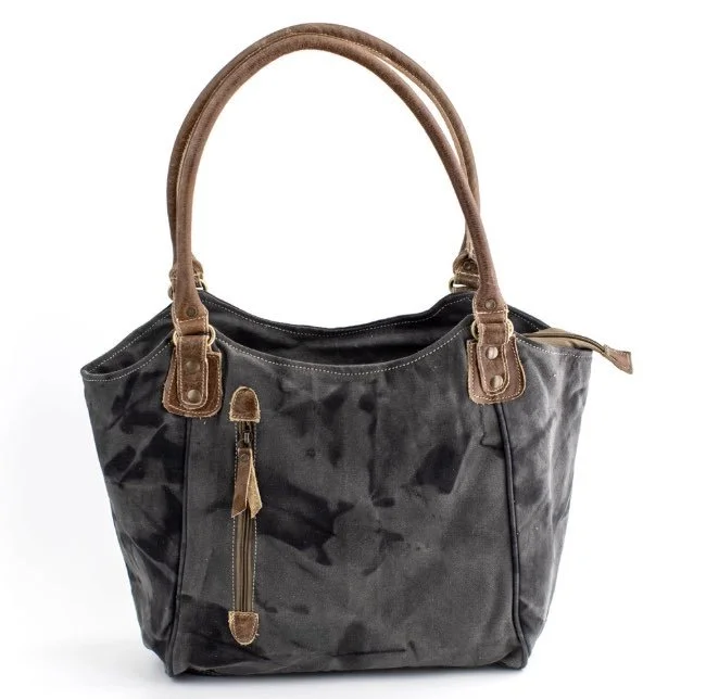 blk boho bag back.jpg