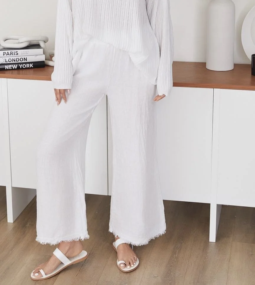 wht linen pants.jpg