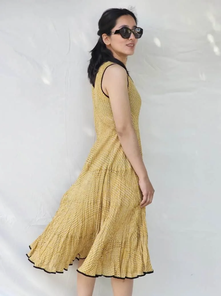 yellow dot dress.jpg