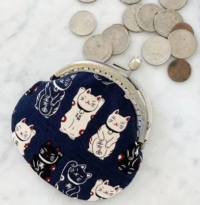 retro cat blk coin.jpg