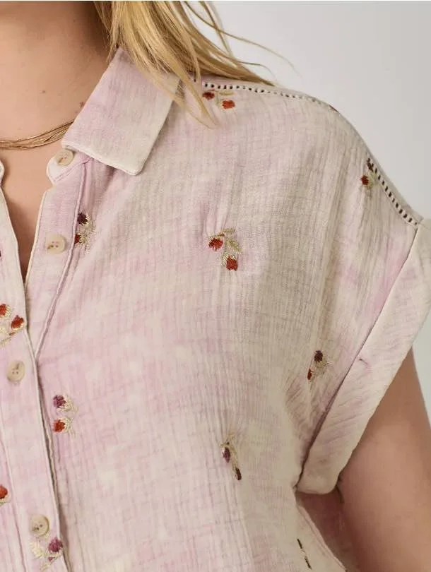 pink gauze close up.jpg