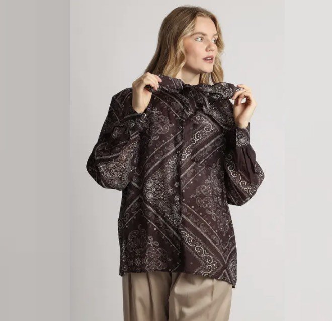 bandana print top brown roll neck.jpg
