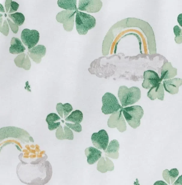 clover print on sleeper.jpg