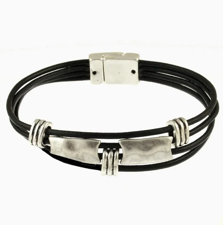 blk hammered bracelet.jpg