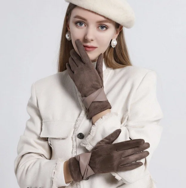 mocha bow glove girl.jpg