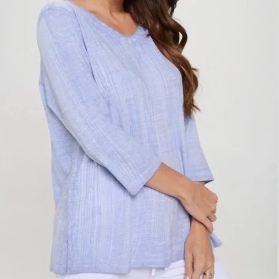 lilac+v-neck+tee+focus.jpg