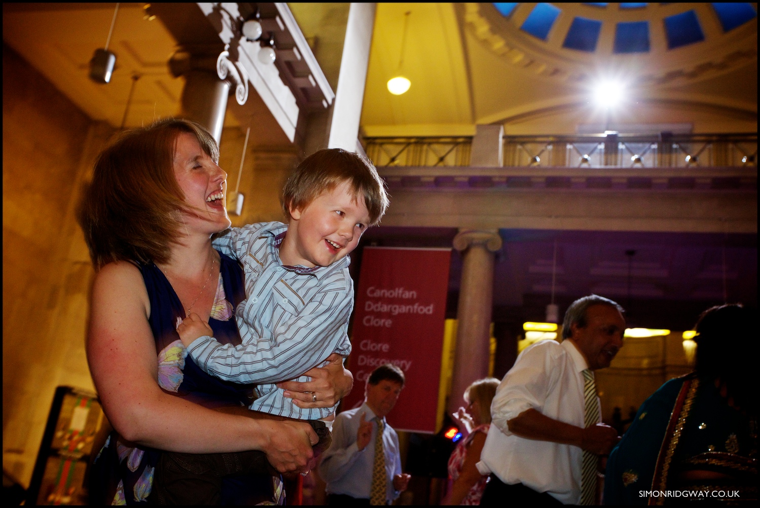 Wedding photography at Cardiff City Hall and National Museum of Wales