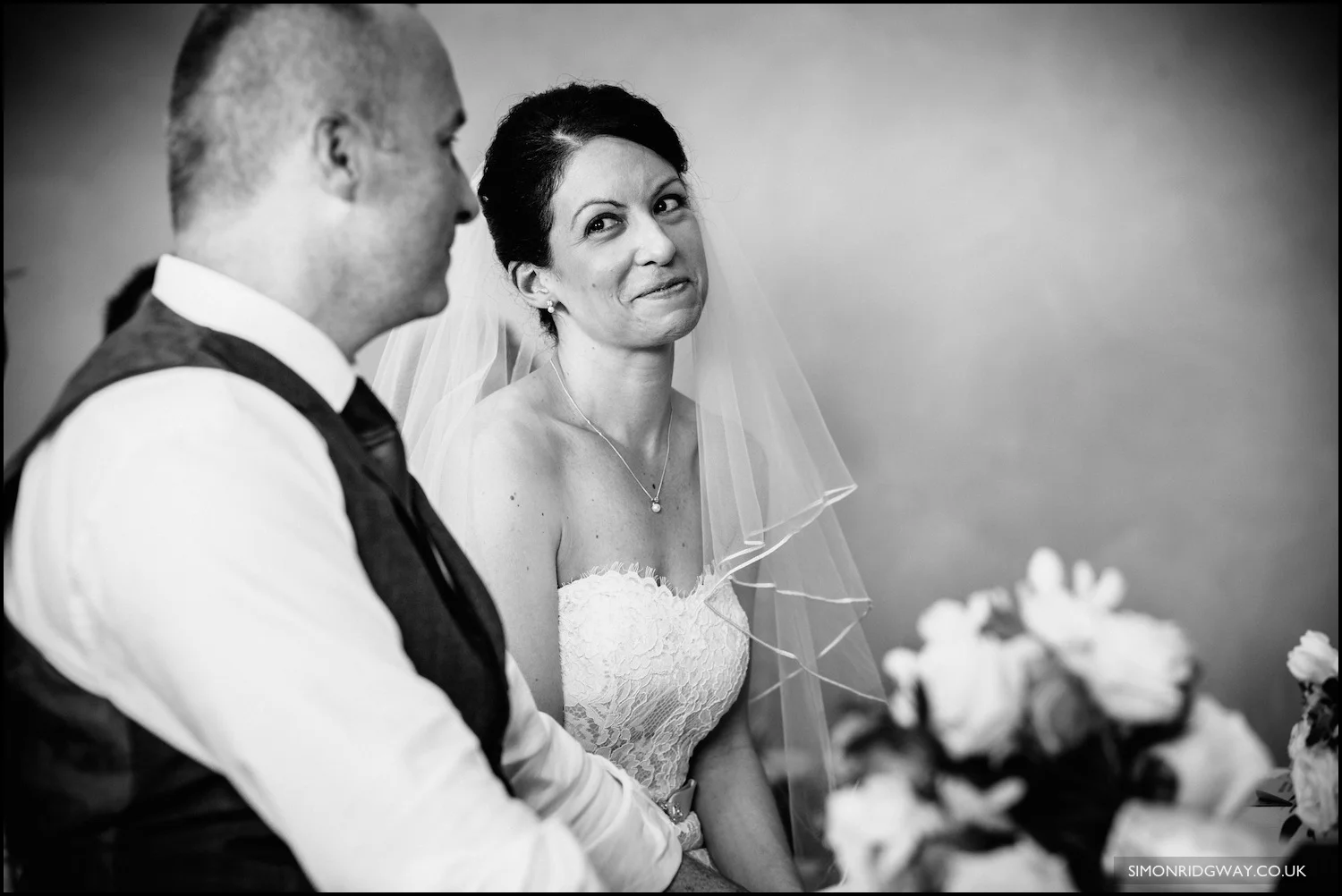 Wedding photography at Oxleaze Barn in the Cotswolds