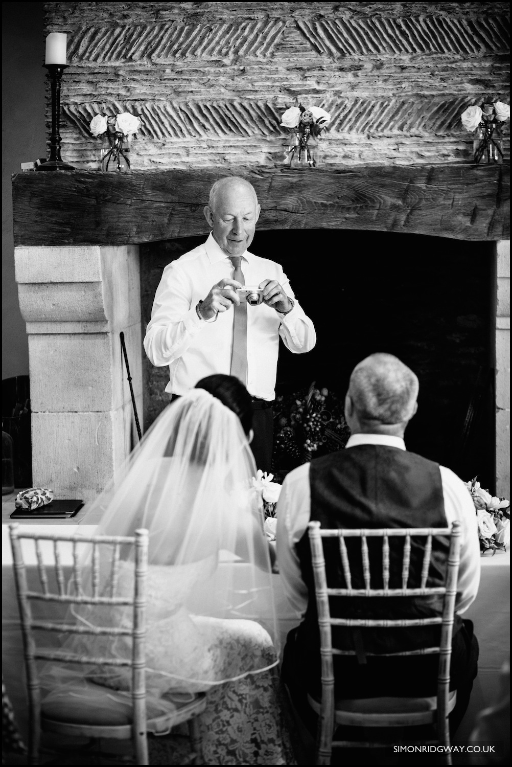 Wedding photography at Oxleaze Barn in the Cotswolds