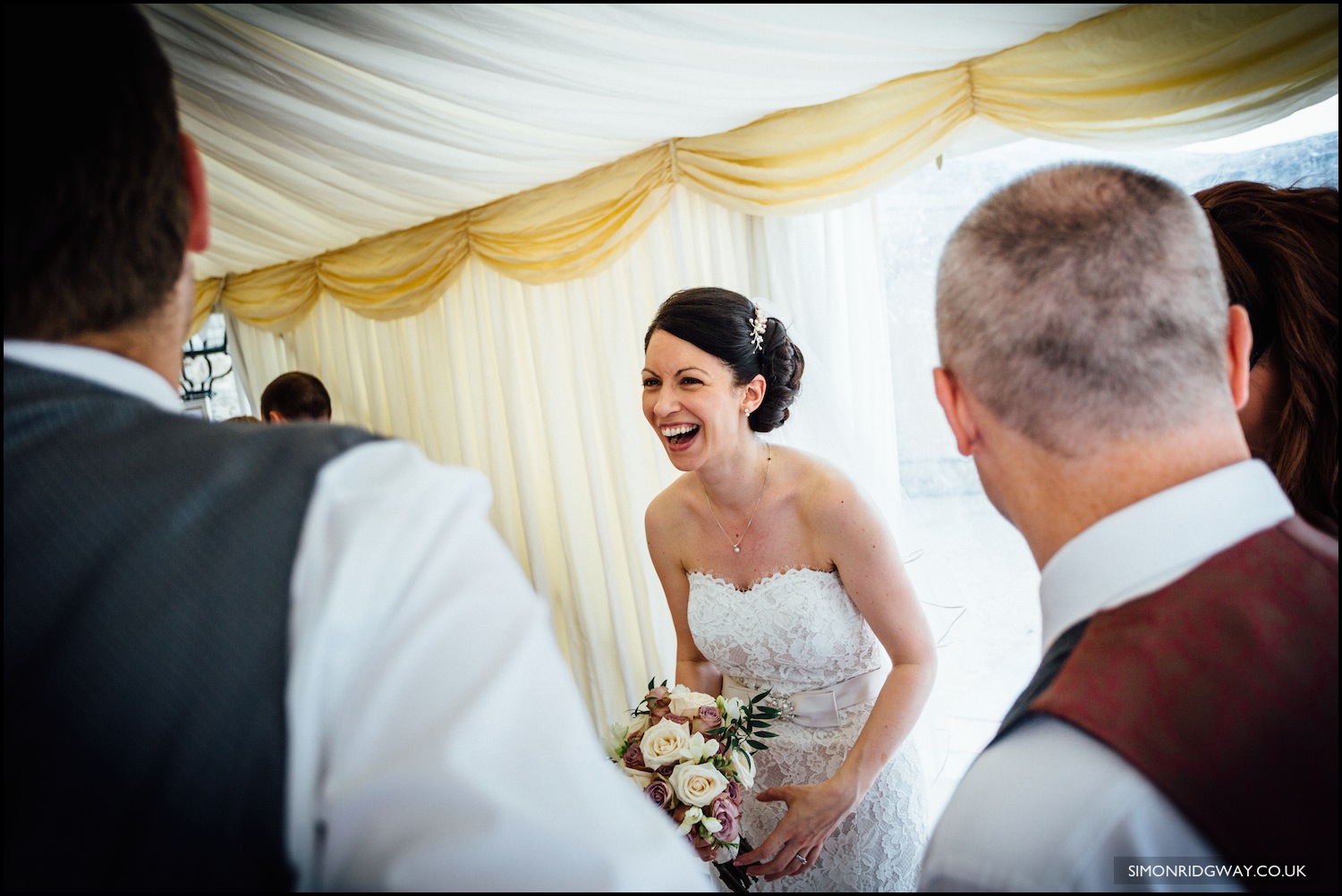 Wedding photography at Oxleaze Barn in the Cotswolds