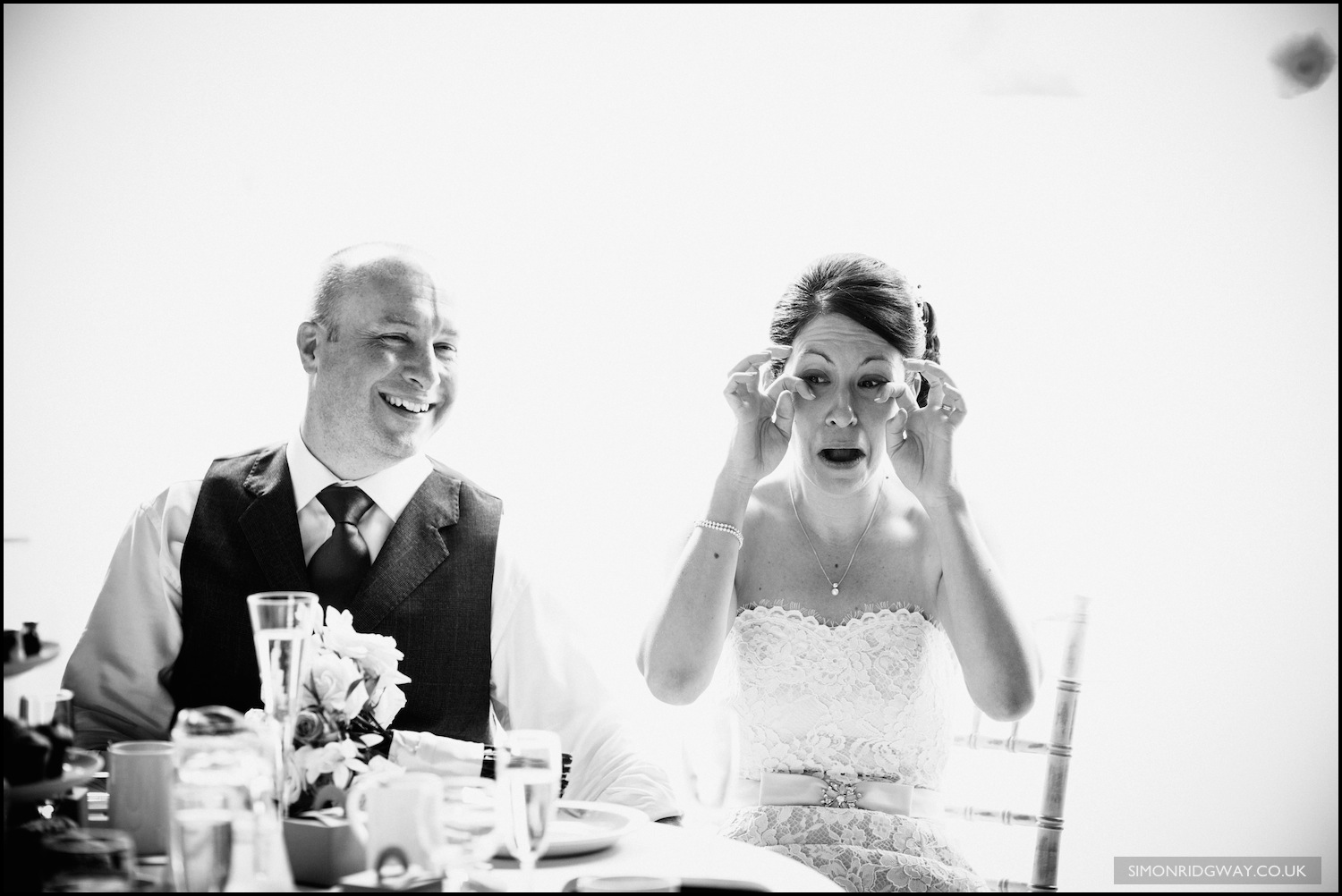 Wedding photography at Oxleaze Barn in the Cotswolds