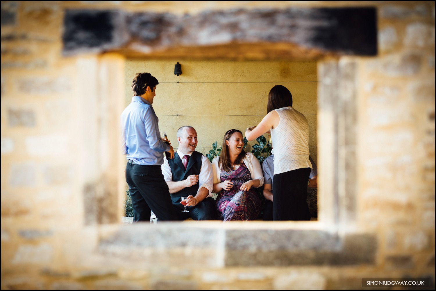 Wedding photography at Oxleaze Barn in the Cotswolds