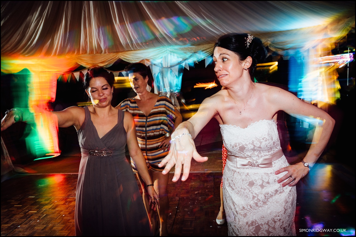 Wedding photography at Oxleaze Barn in the Cotswolds