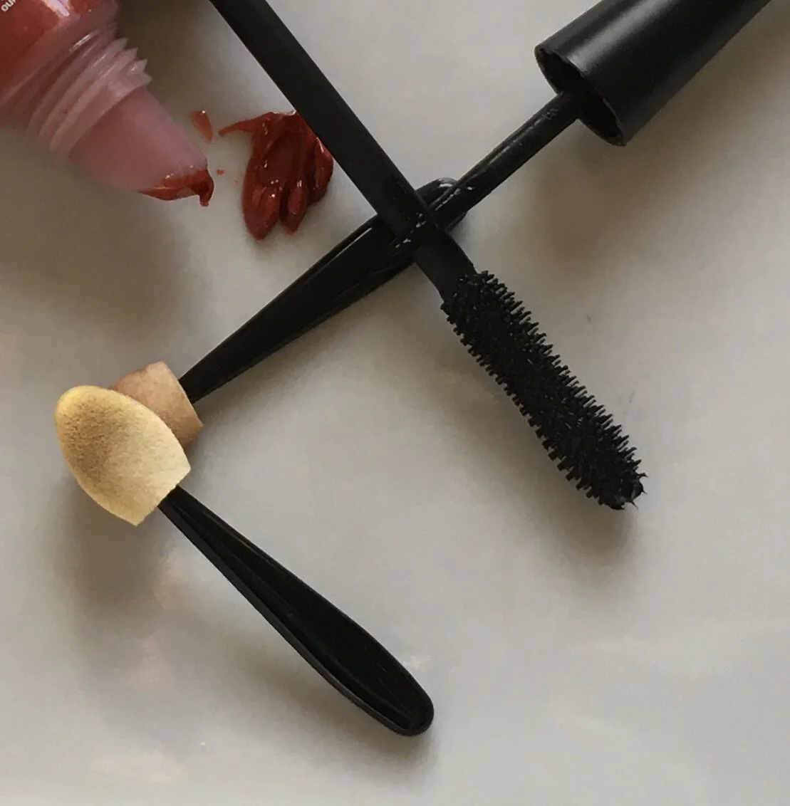 Superbugs found in common in-use make-up products