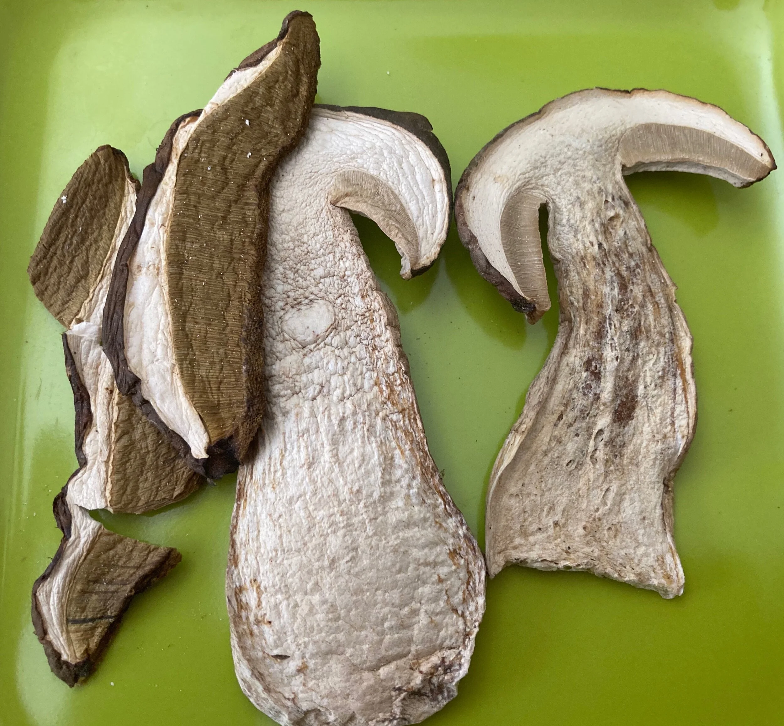 Higher mushroom consumption associated with a lower risk of cancer