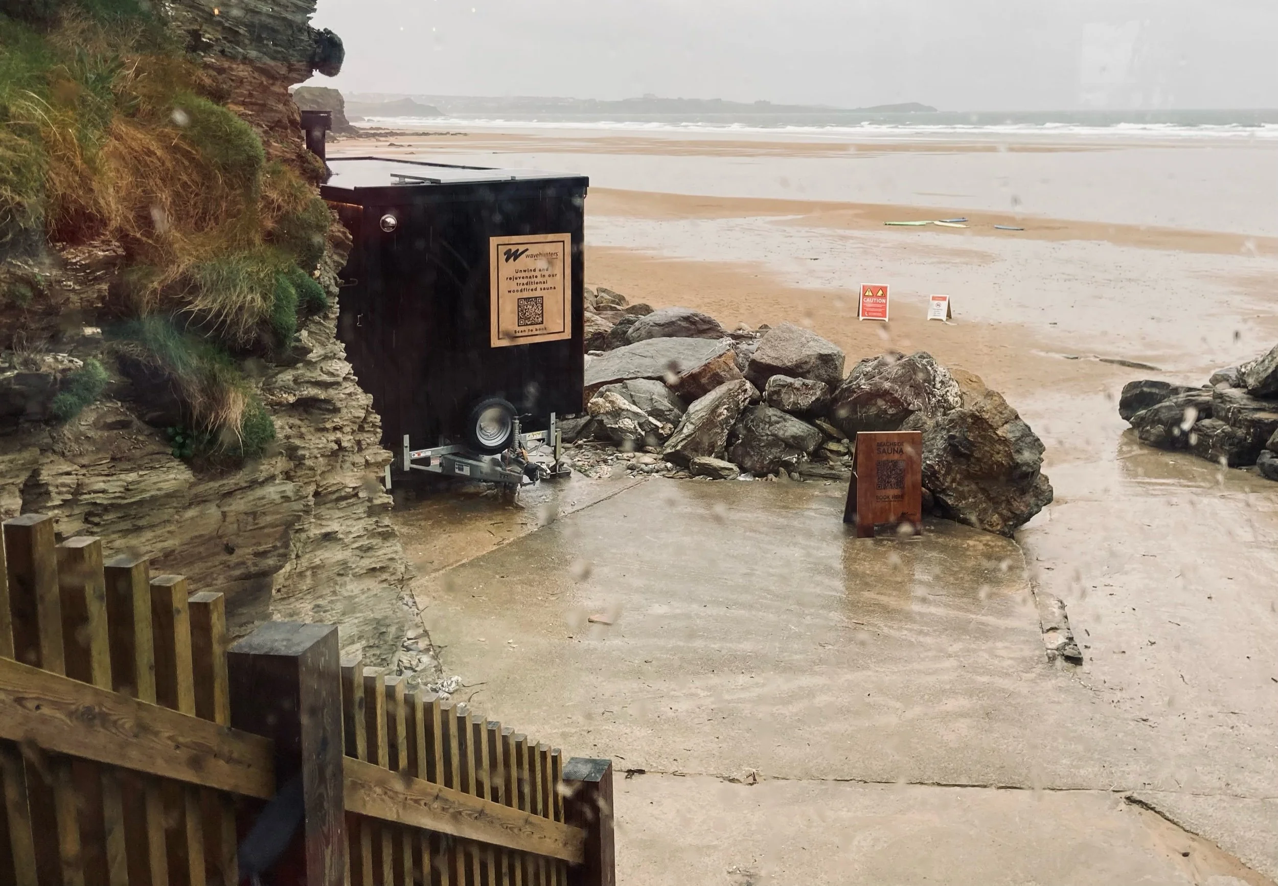 Open water swimming has positive benefits for midlife women 