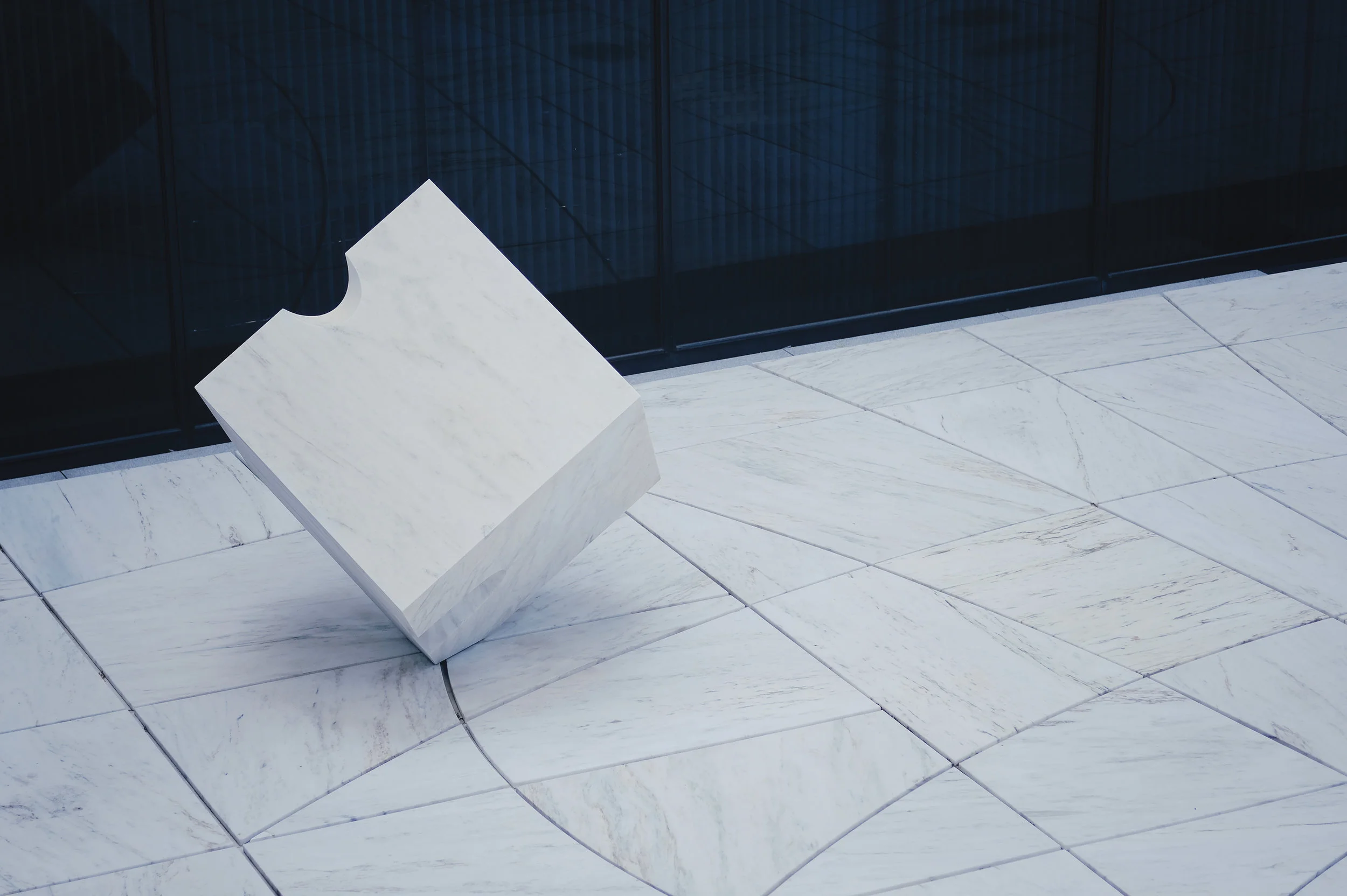 beinecke_sculpture_garden.jpeg