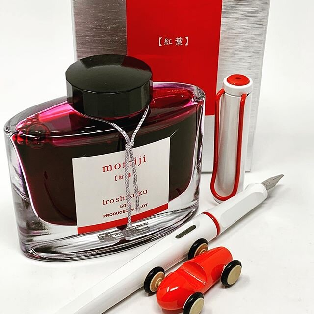 Red ink, white pen and a red Italian car!  Happy Valentines Day, Darlin&rsquo;. #loveiroshizukuinks #lamy #valentinesgift #shopwenatchee #italiancars #picklepapersgifts #picklepaperspens #stopbythepickle